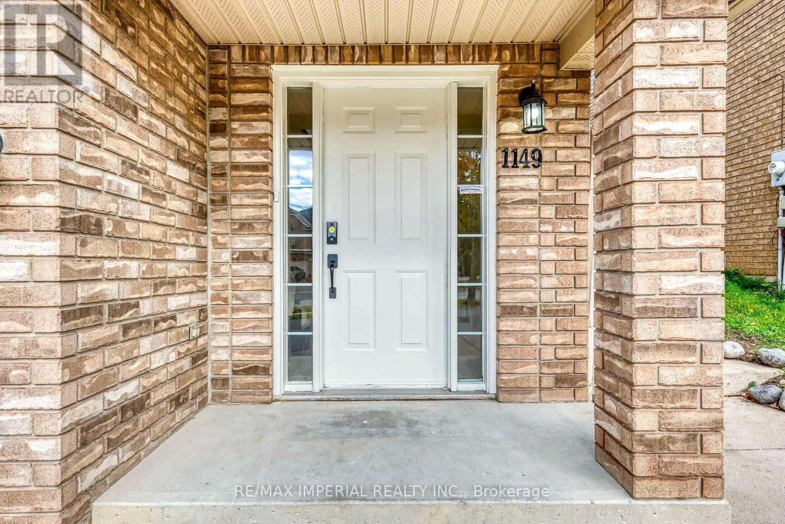 1149 HARROGATE DRIVE