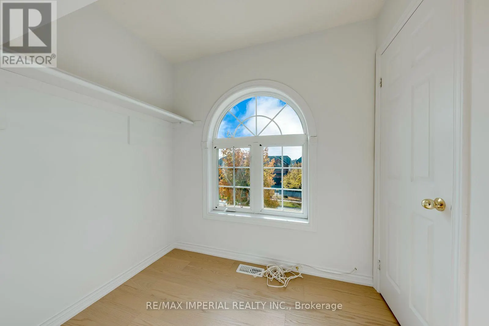 1149 HARROGATE DRIVE