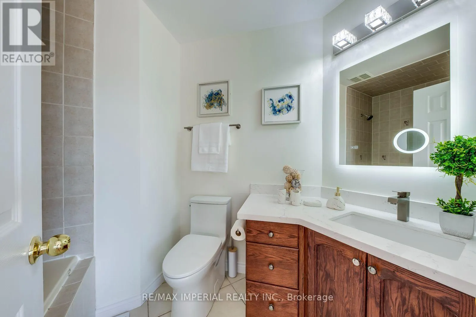 1149 HARROGATE DRIVE