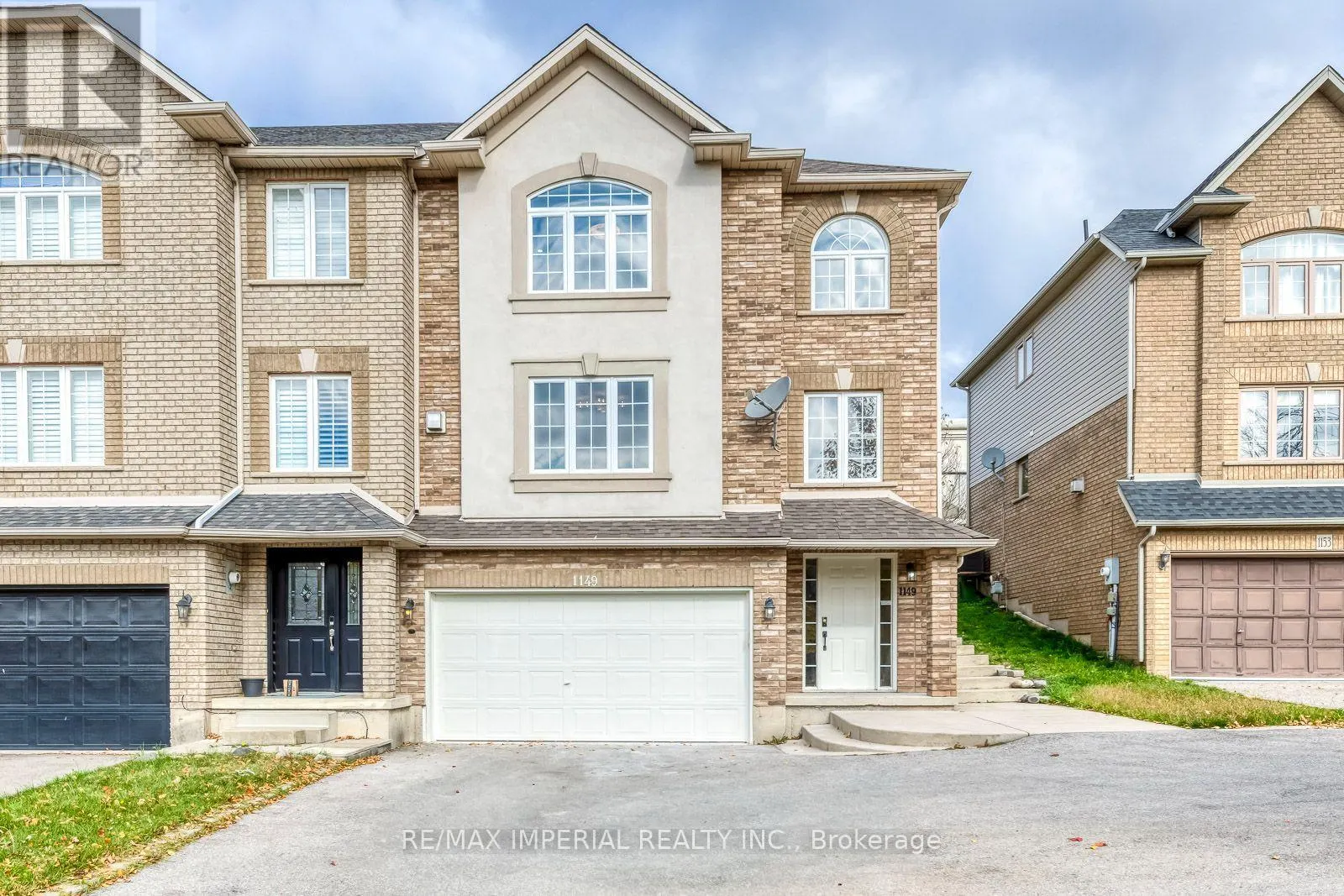 1149 HARROGATE DRIVE