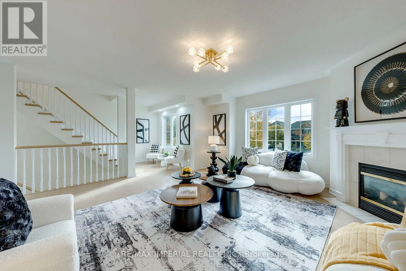 1149 HARROGATE DRIVE