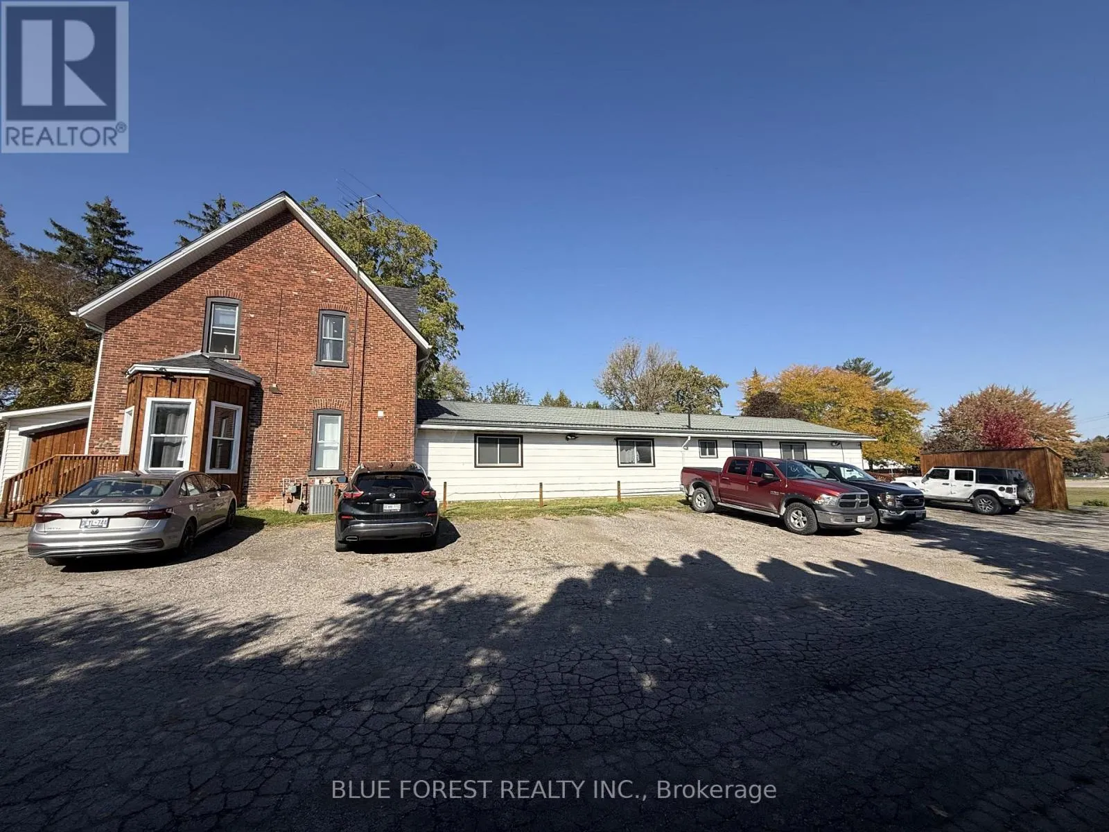 77 ERIE STREET S