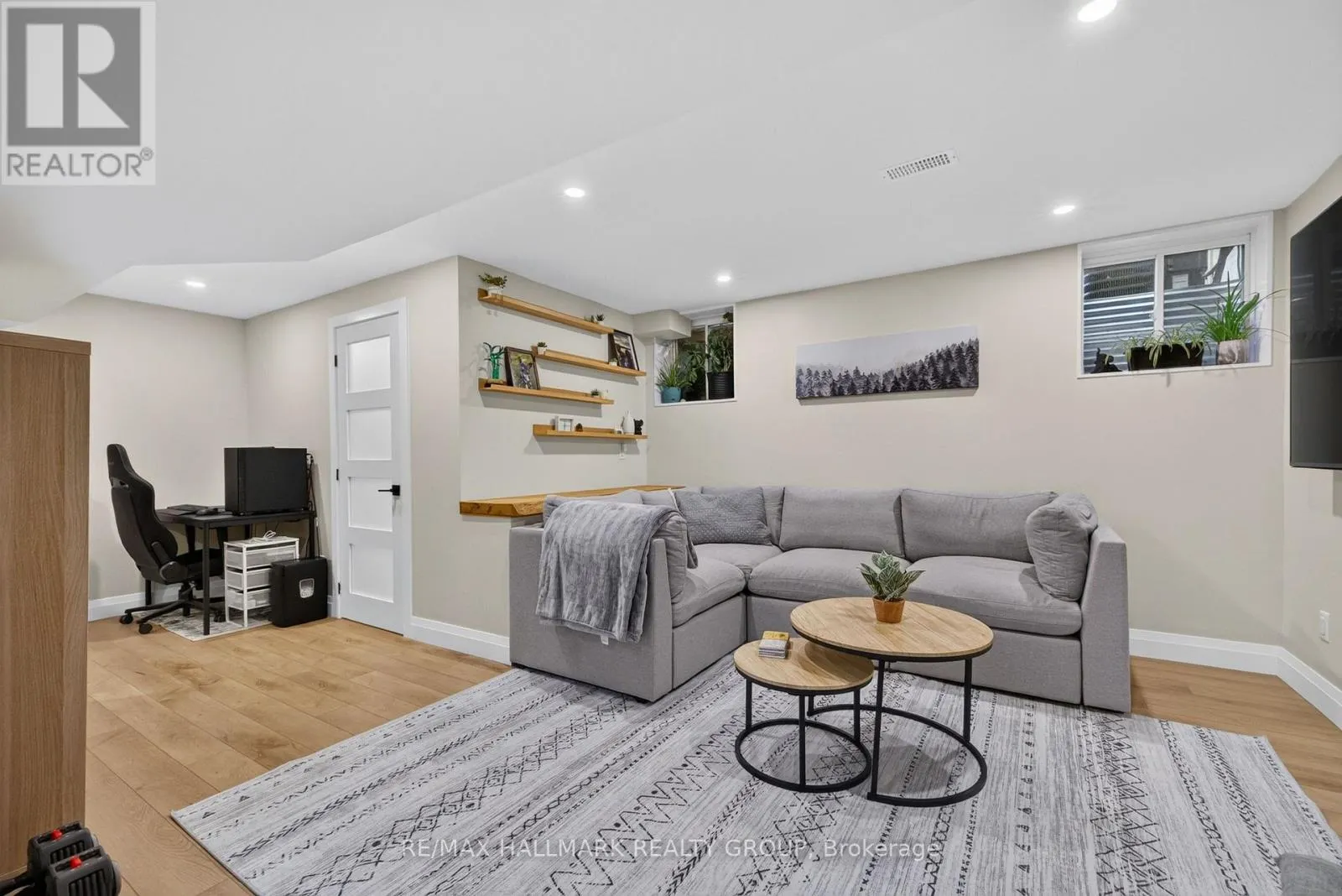 792 MAYFLY CRESCENT
