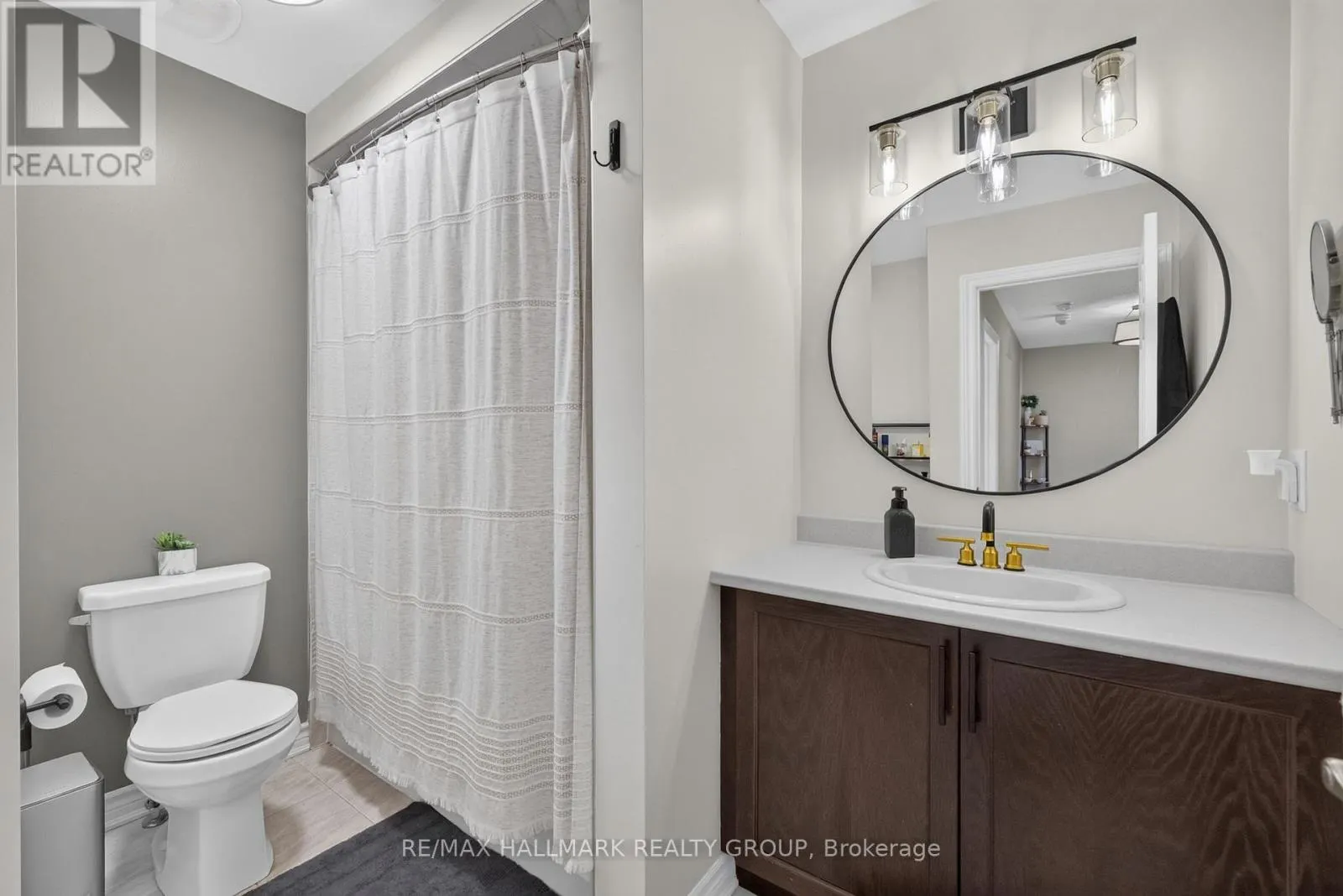 792 MAYFLY CRESCENT