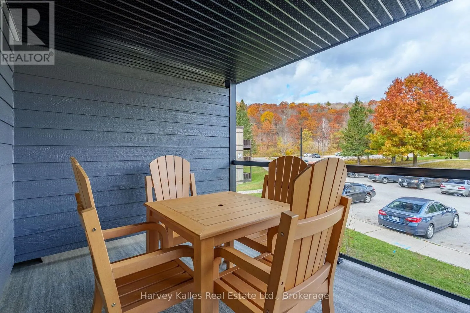 201 - 54 DEERHURST SUMMIT DRIVE #201