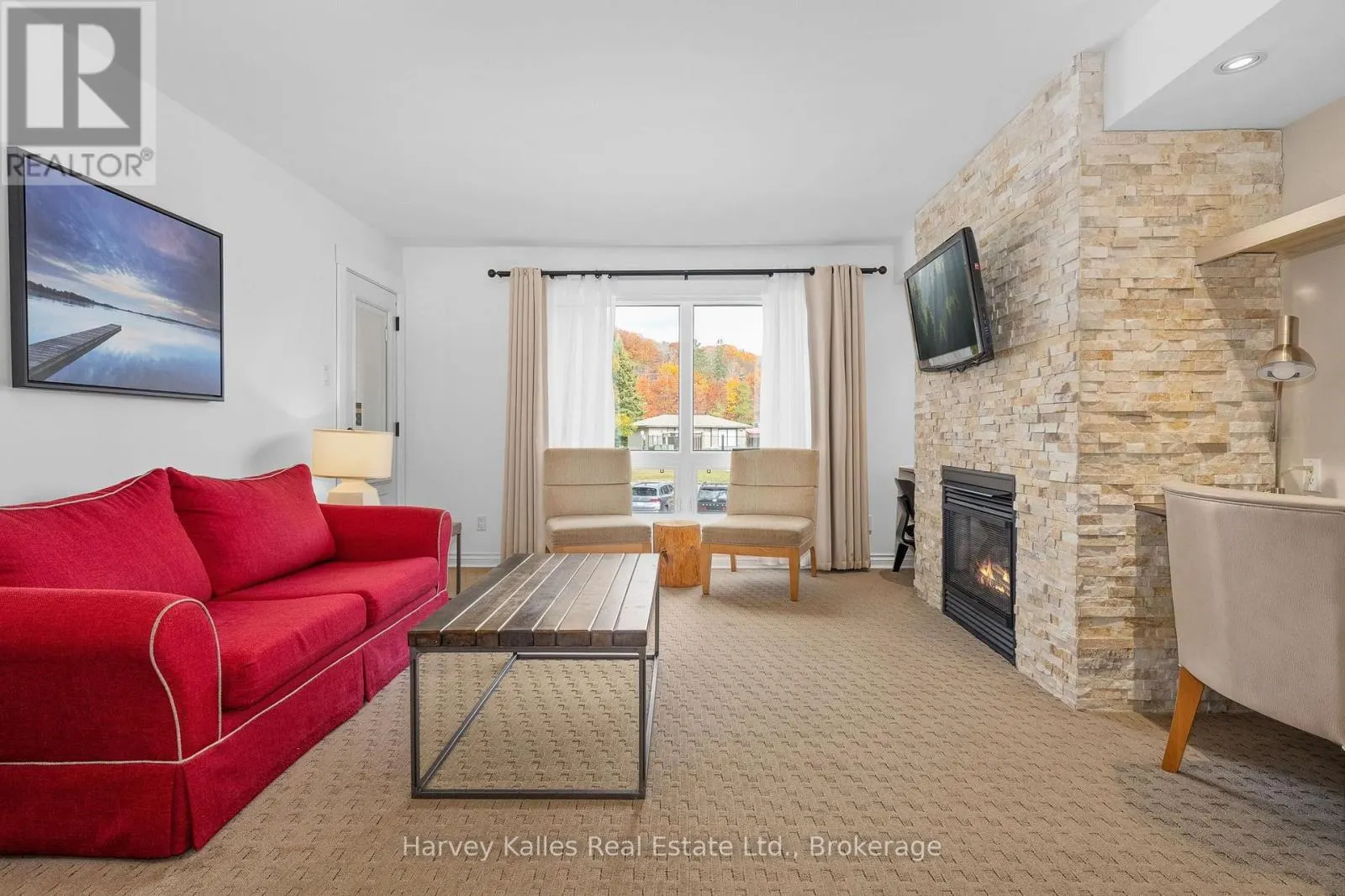 201 - 54 DEERHURST SUMMIT DRIVE #201
