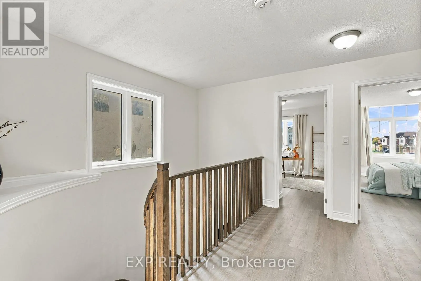 31 SAPPHIRE WAY