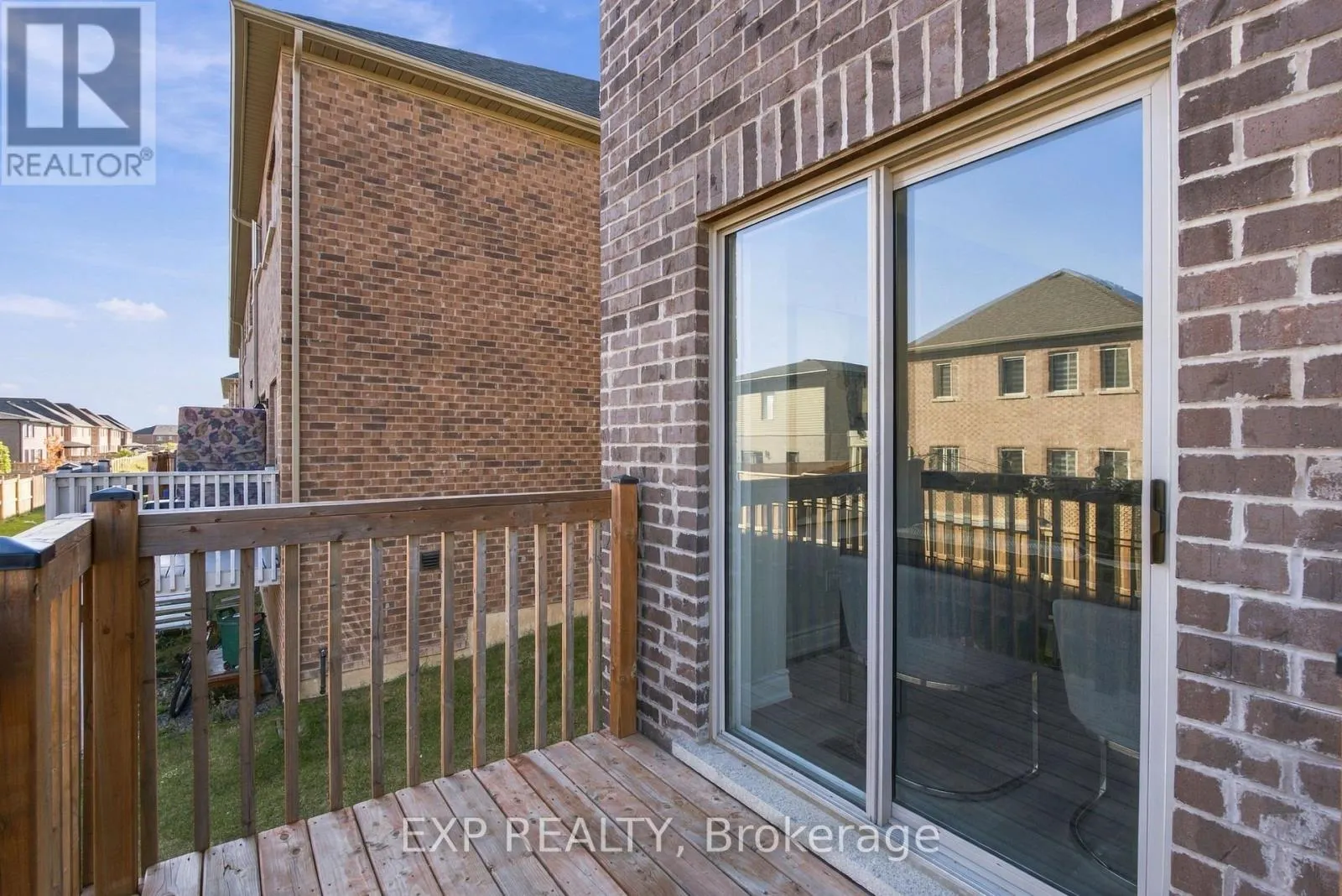 31 SAPPHIRE WAY