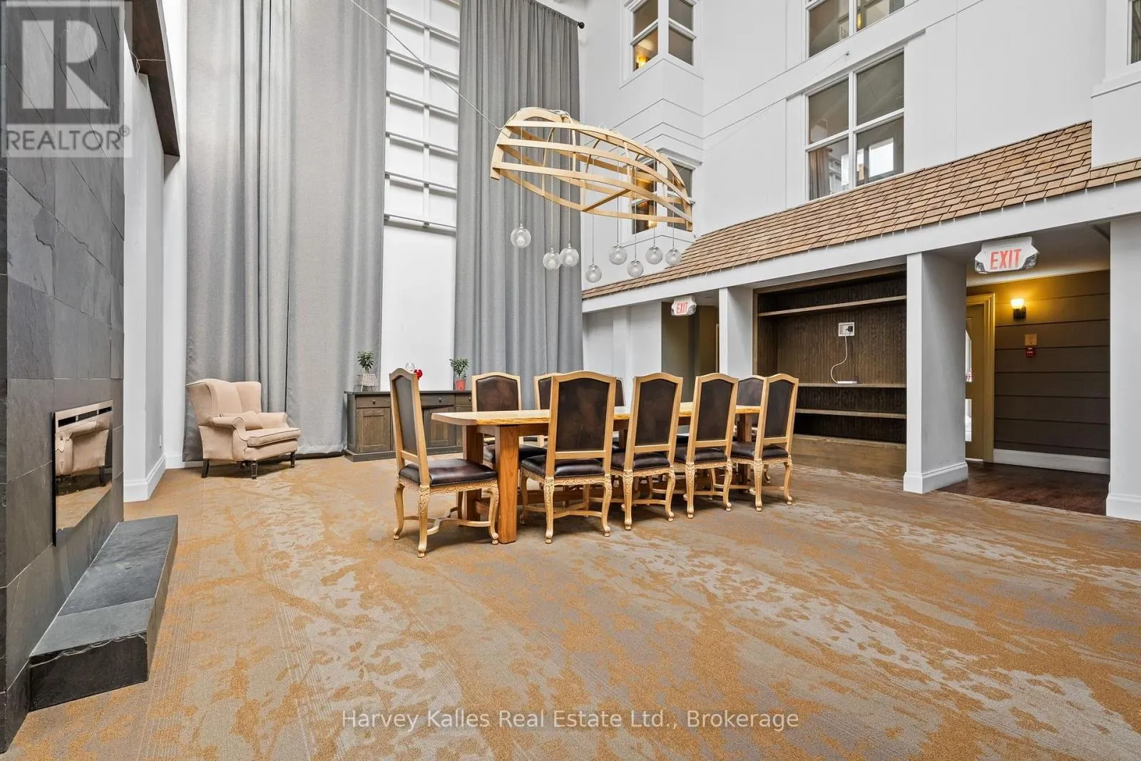 202 - 54 DEERHURST SUMMIT DRIVE #202