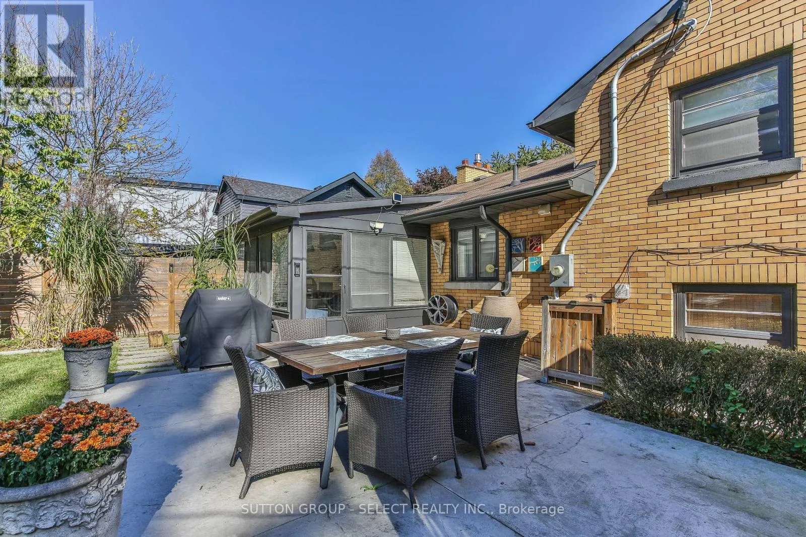 35 CROXTON ROAD W