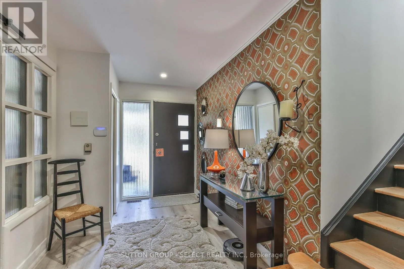 35 CROXTON ROAD W