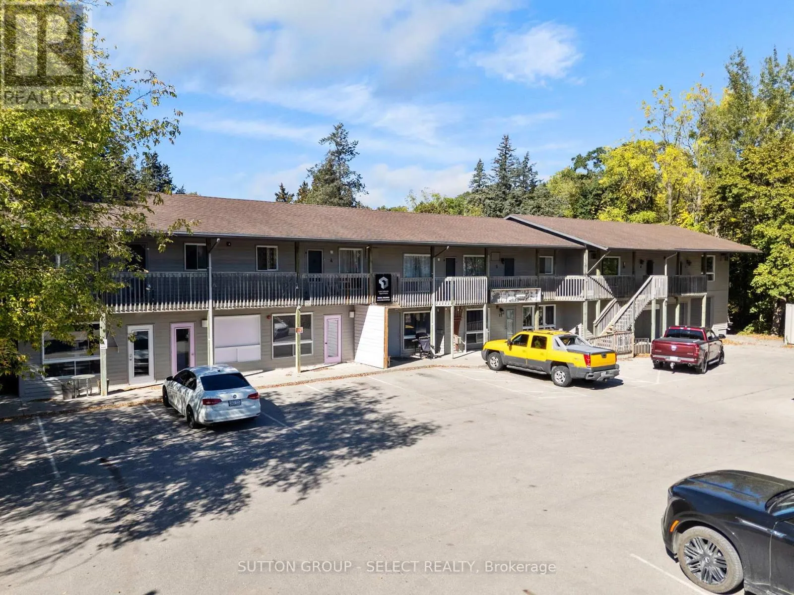 47 ONTARIO STREET N