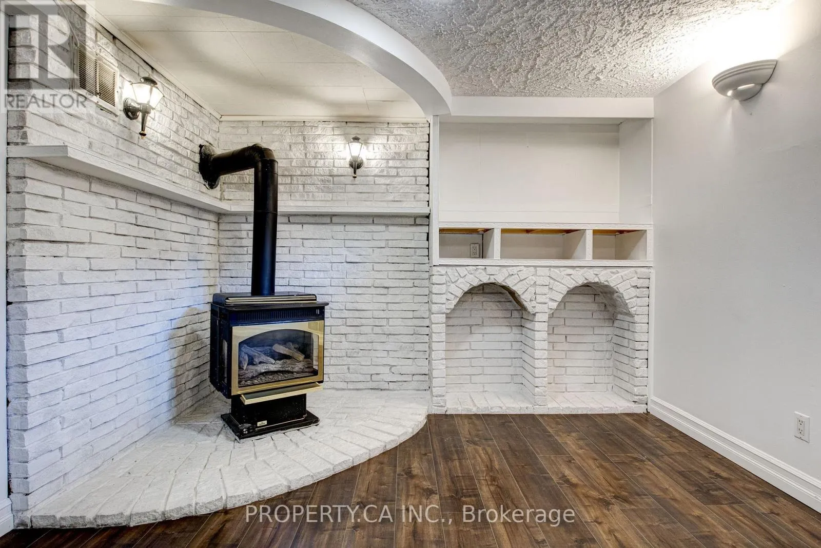 71 HIGHPARK AVENUE