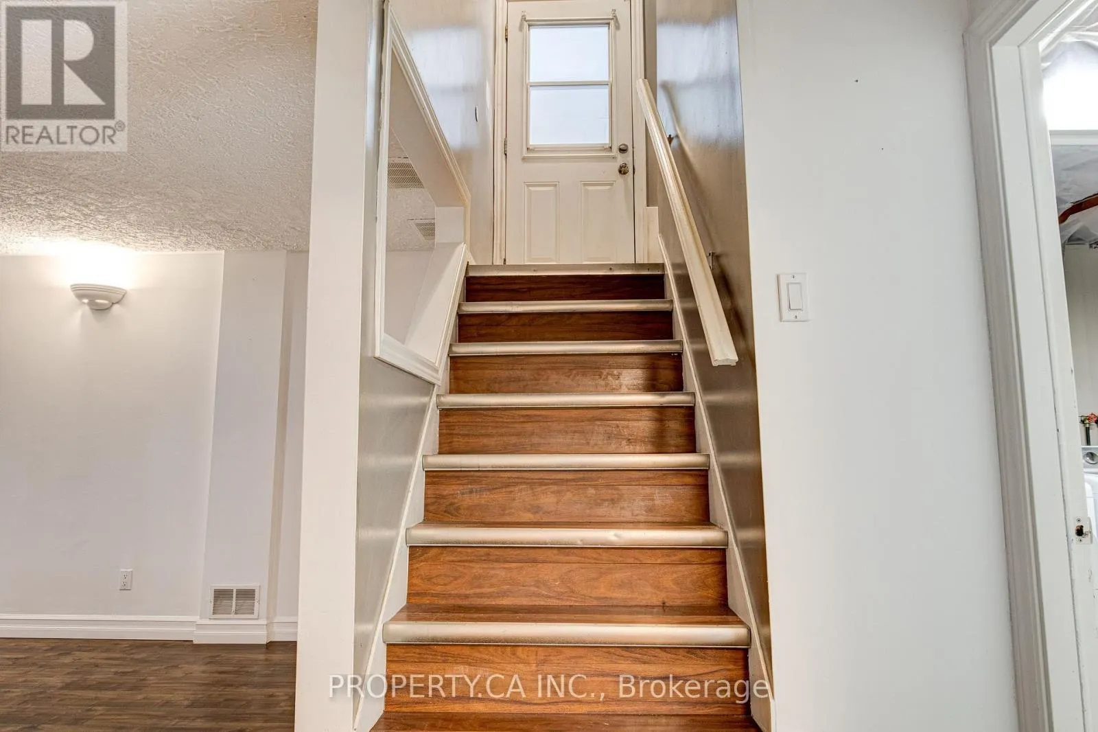 71 HIGHPARK AVENUE