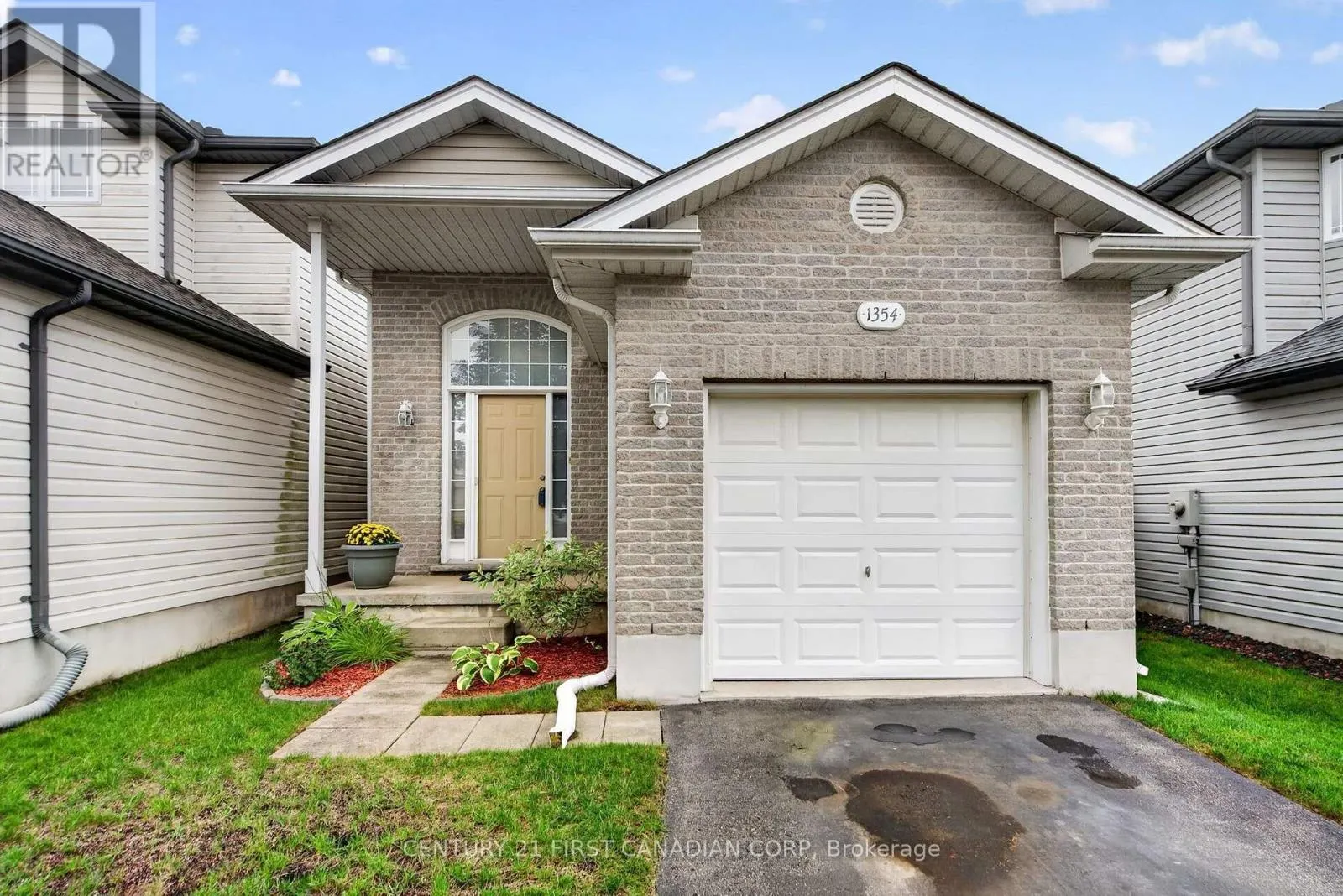 1354 ASPENRIDGE CRESCENT