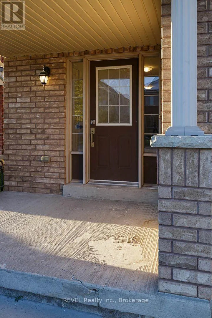 4 KEITH CRESCENT