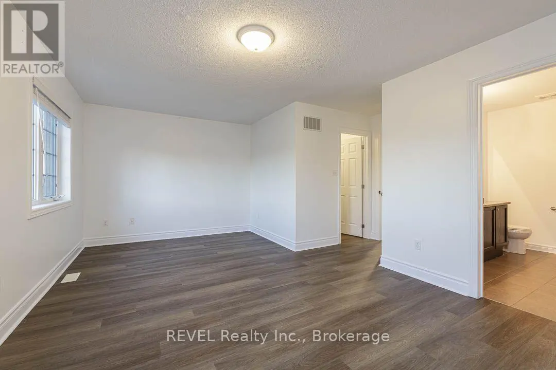 4 KEITH CRESCENT