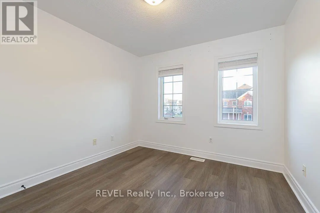 4 KEITH CRESCENT