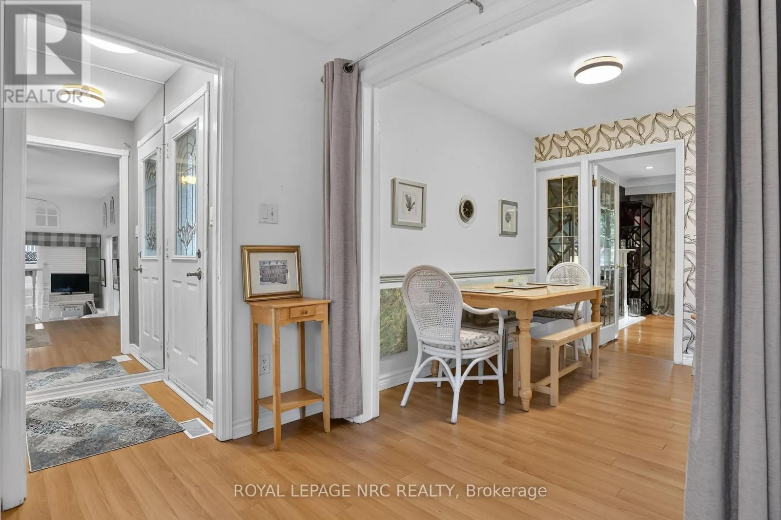 77 LEASIDE DRIVE