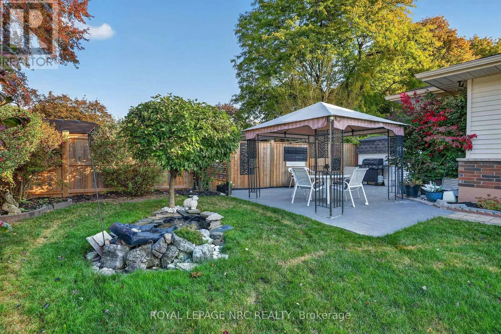 77 LEASIDE DRIVE