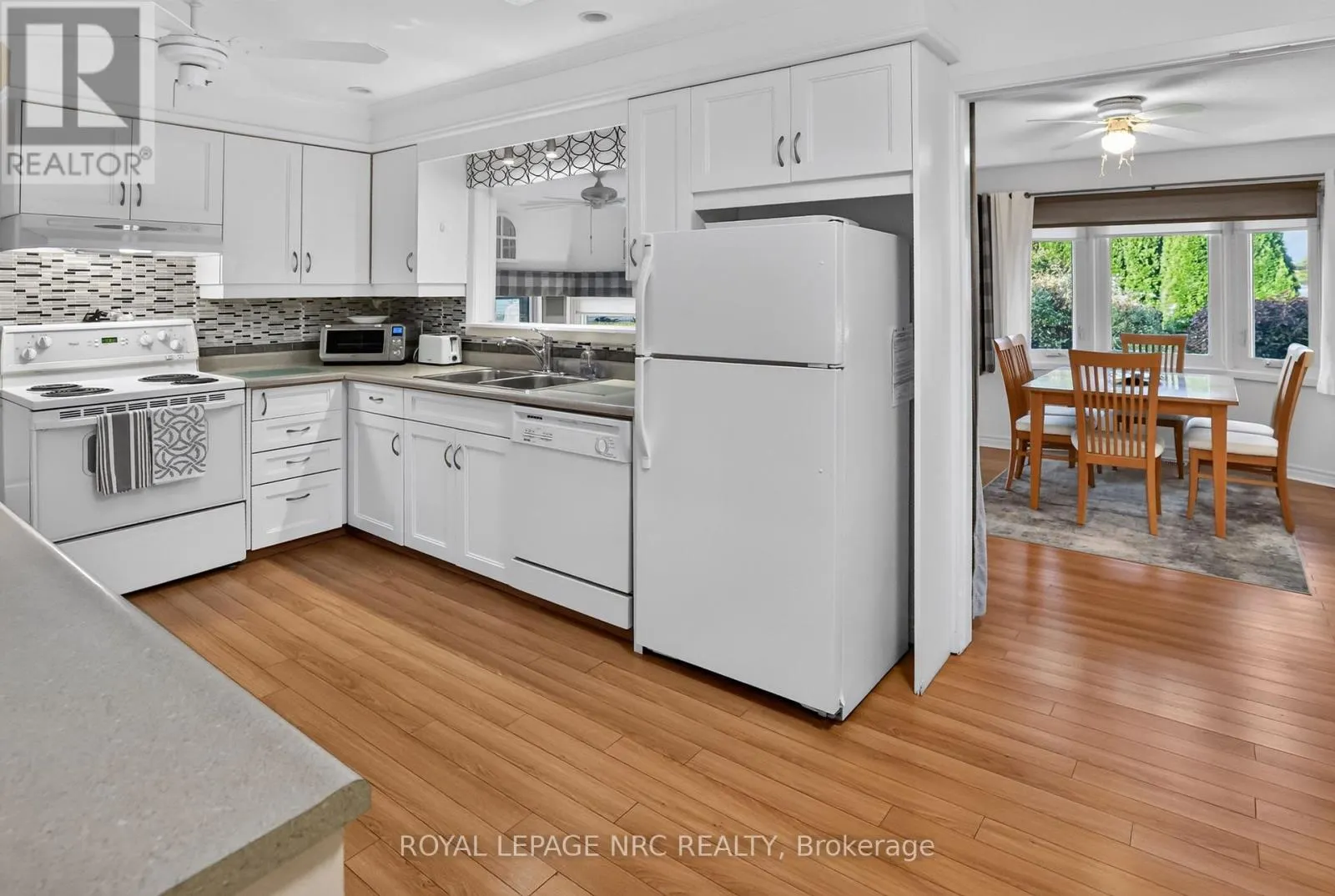 77 LEASIDE DRIVE