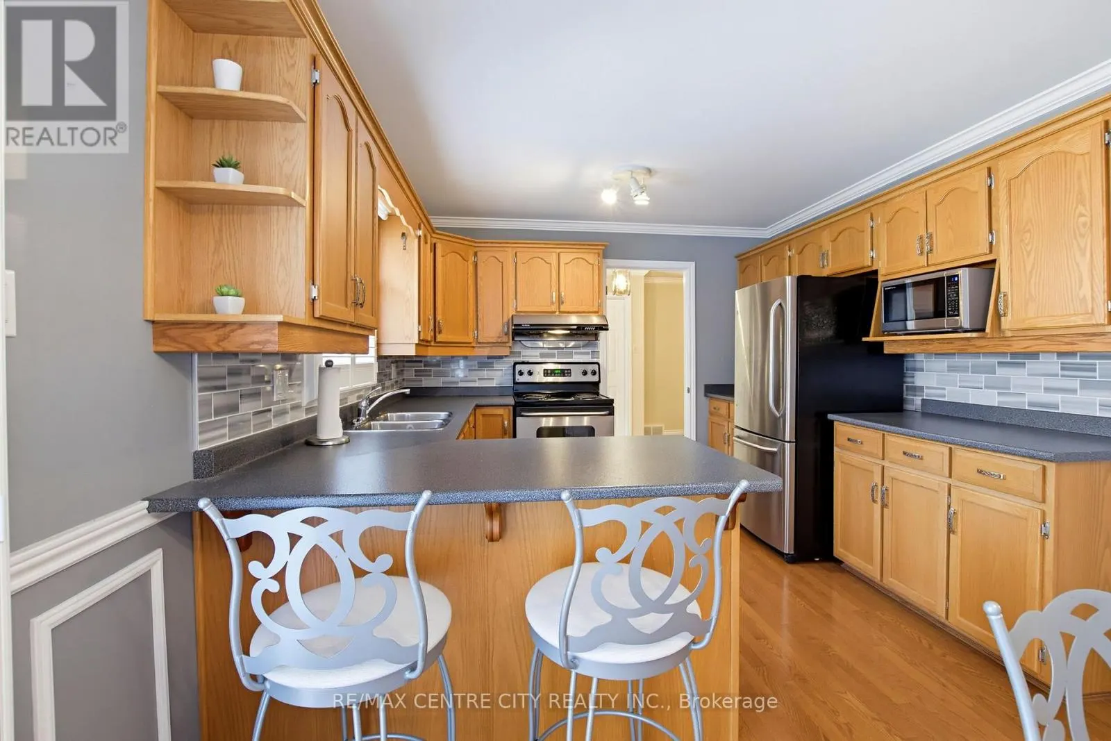 19 - 5 CADEAU TERRACE #19