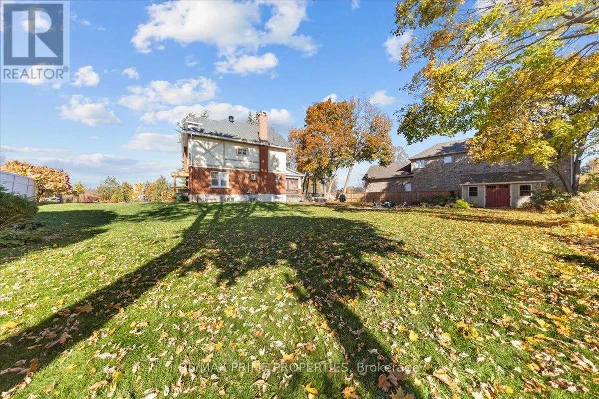 24 KEMP DRIVE
