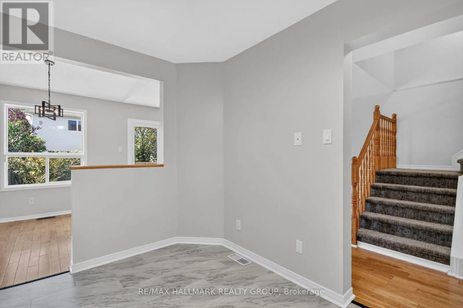 82 WHALINGS CIRCLE