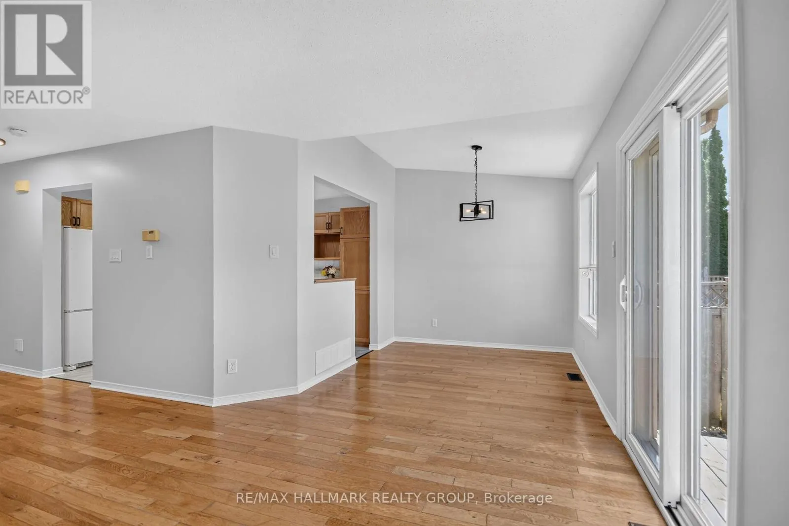 82 WHALINGS CIRCLE
