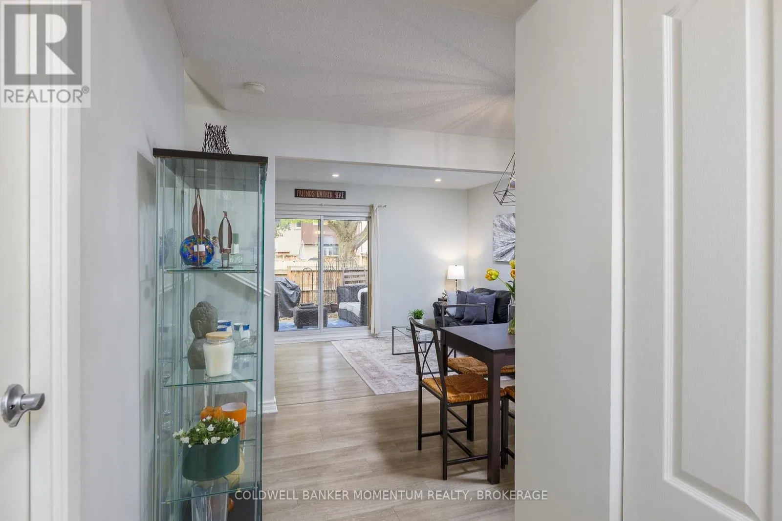 11 - 151 LINWELL ROAD #11