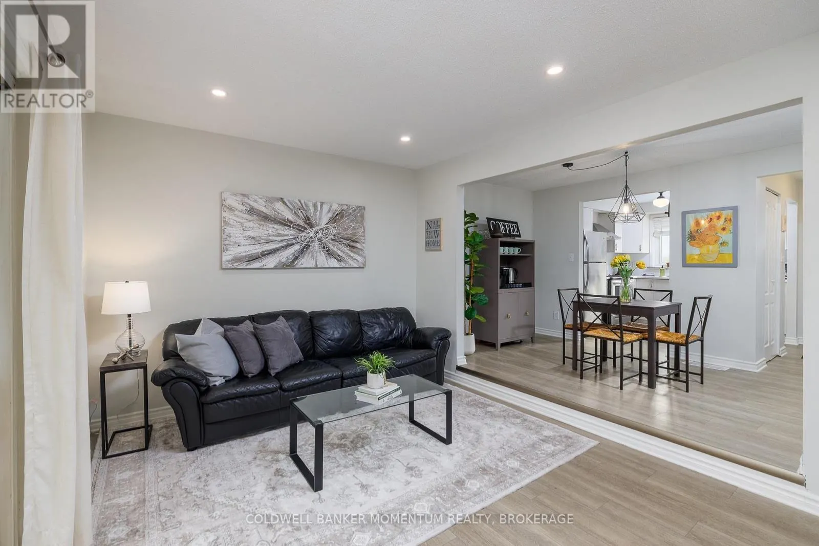 11 - 151 LINWELL ROAD #11