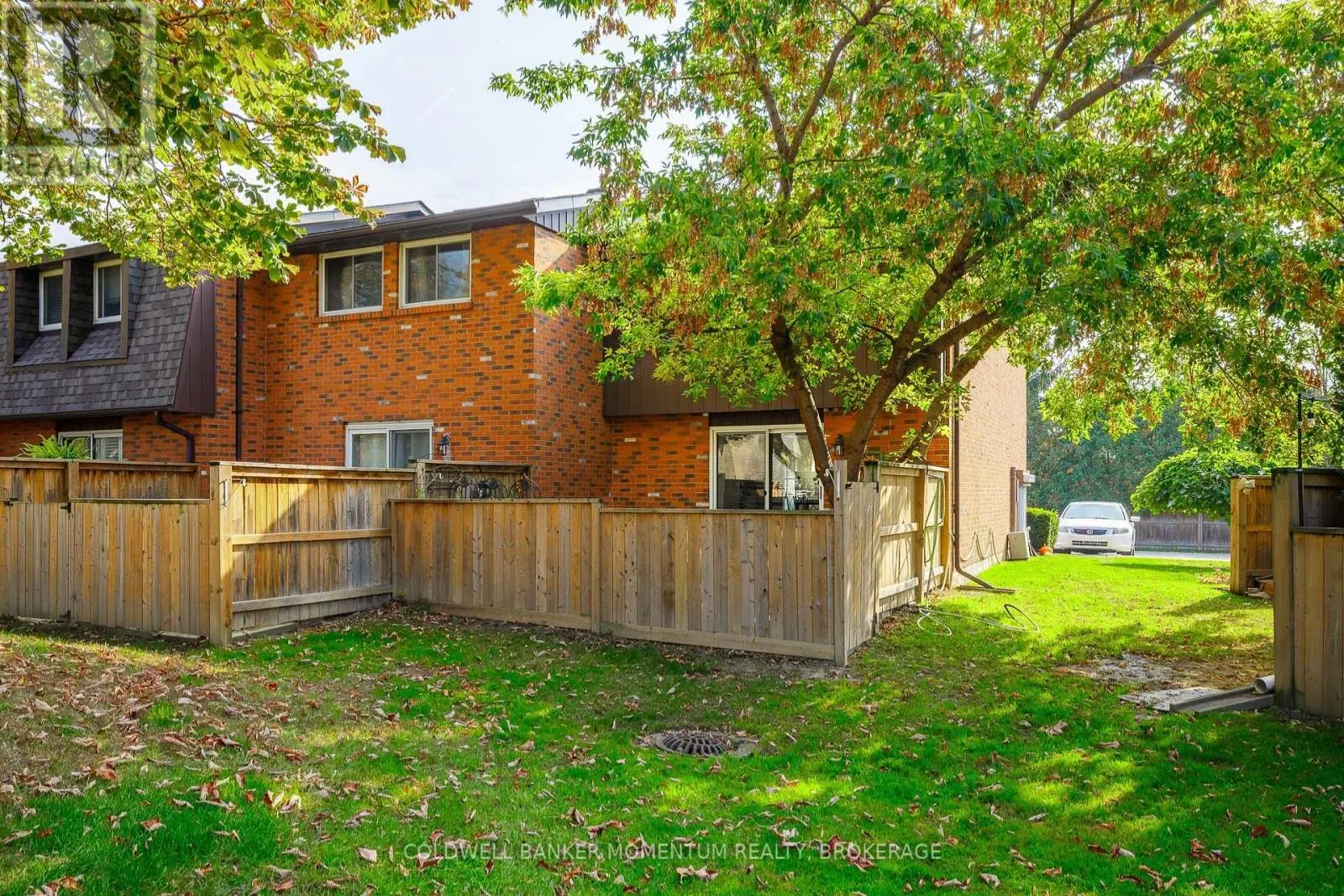 11 - 151 LINWELL ROAD #11