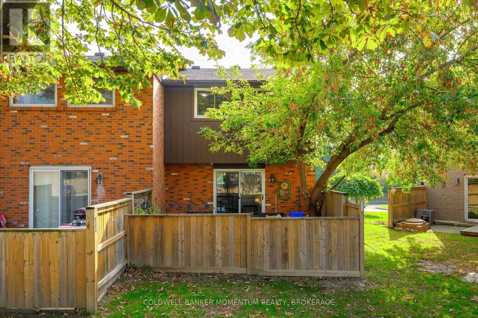 11 - 151 LINWELL ROAD #11