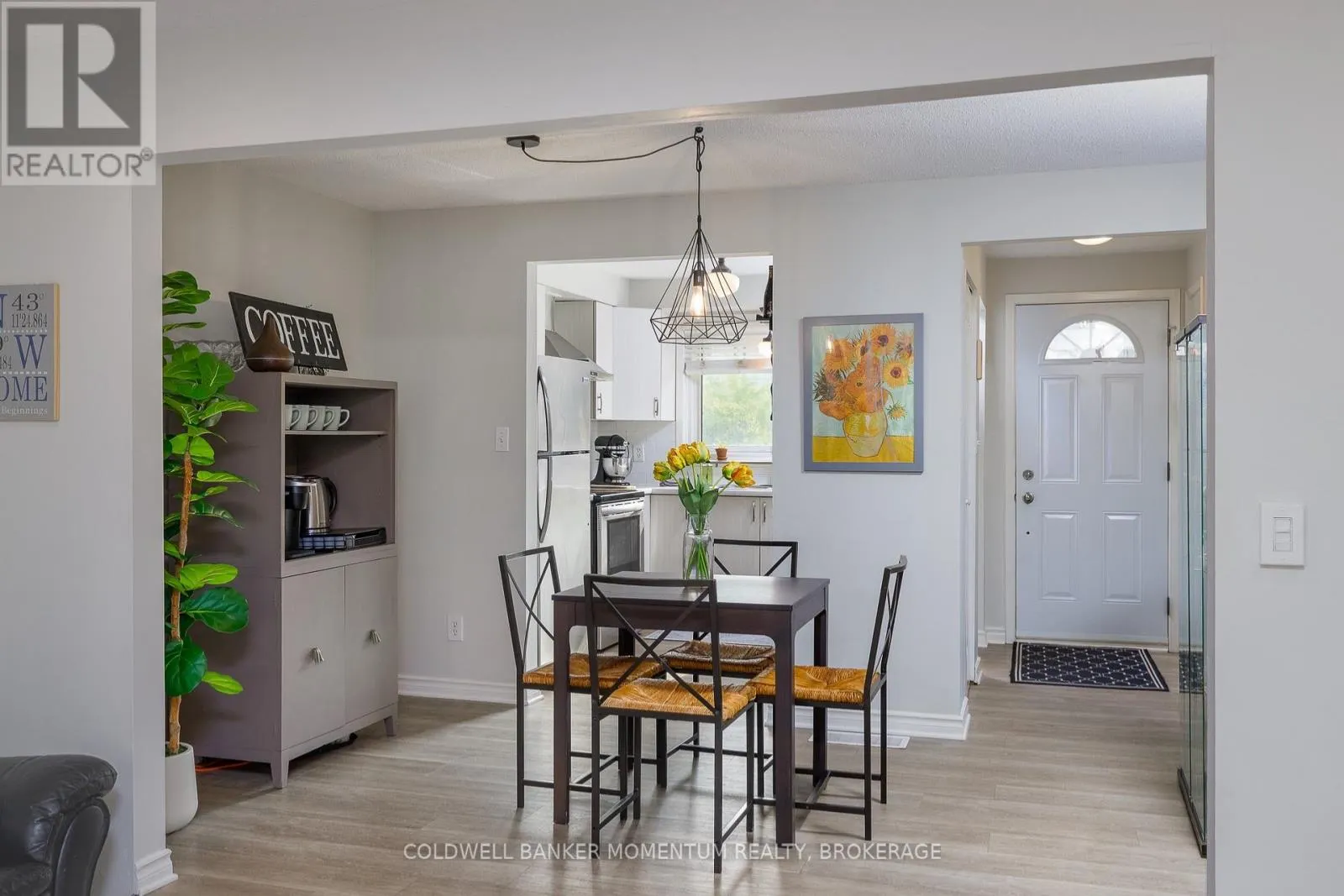 11 - 151 LINWELL ROAD #11