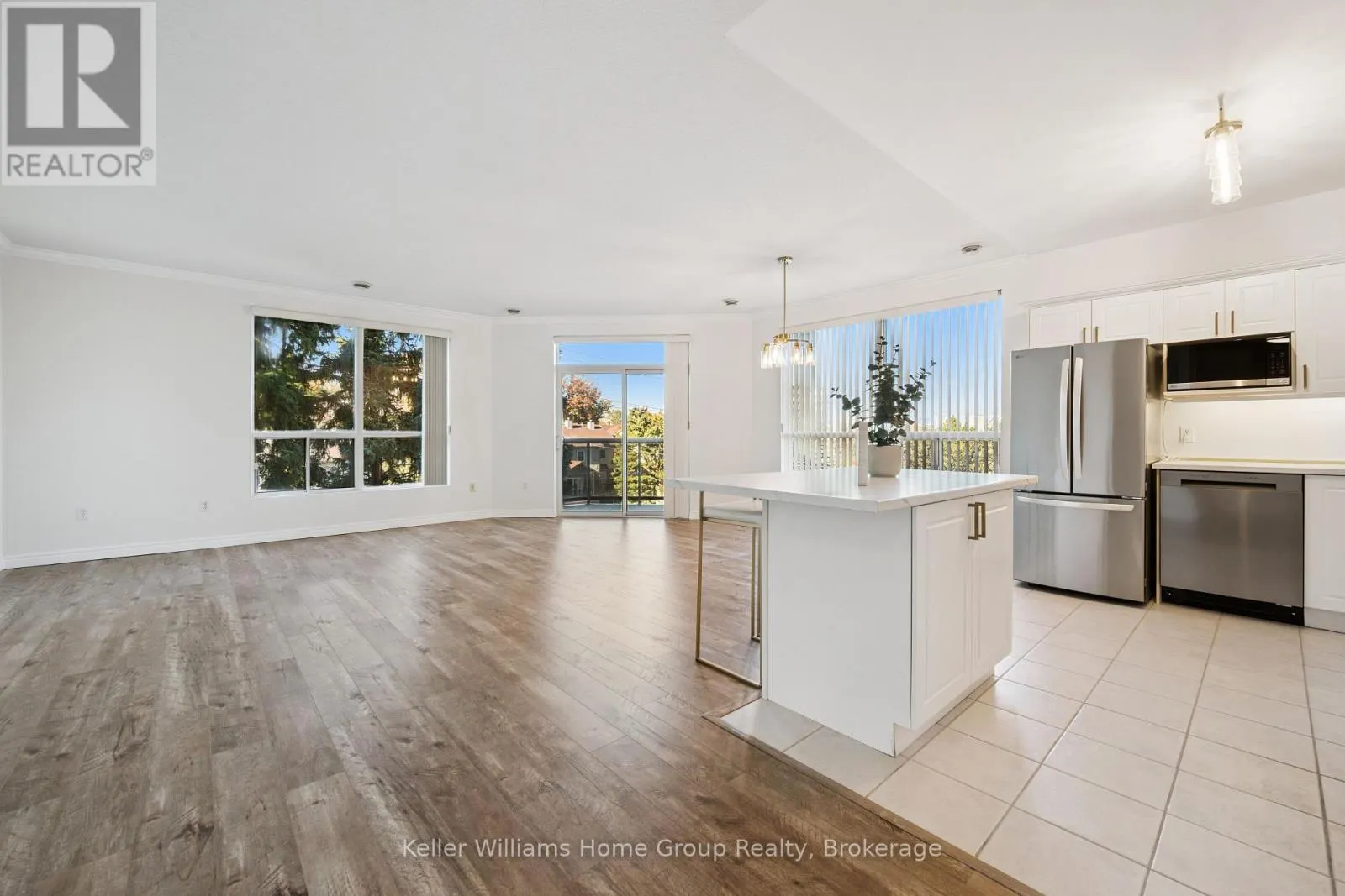 #408 - 255 KEATS WAY ##408