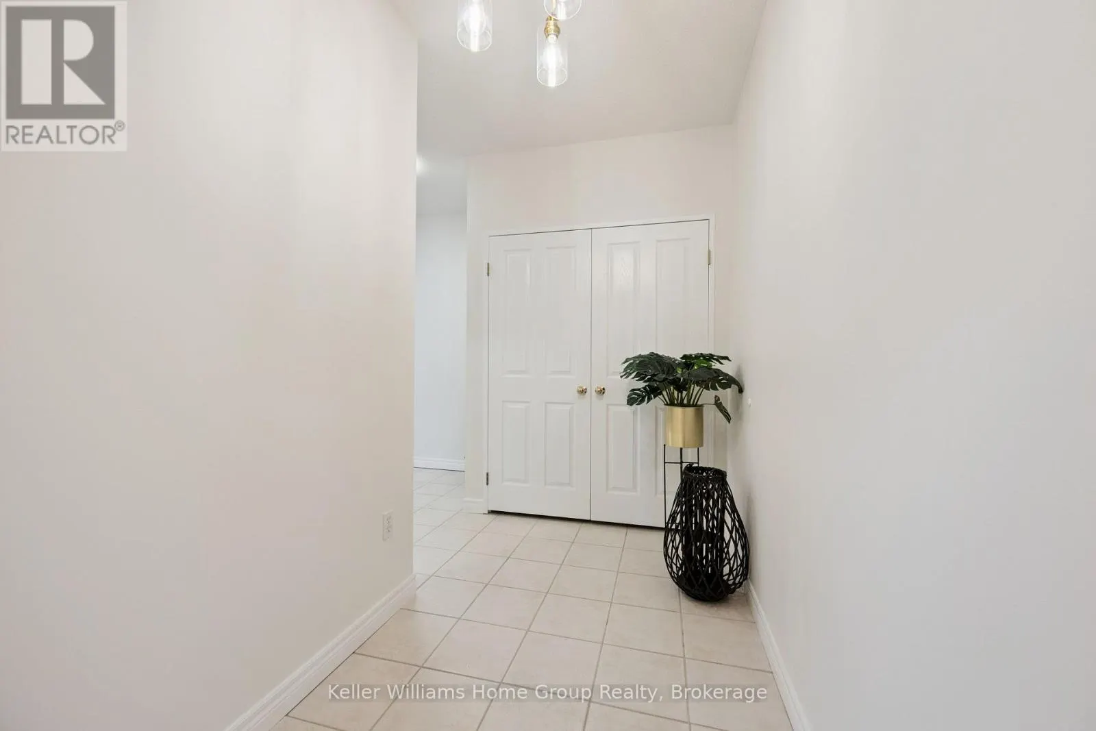 #408 - 255 KEATS WAY ##408