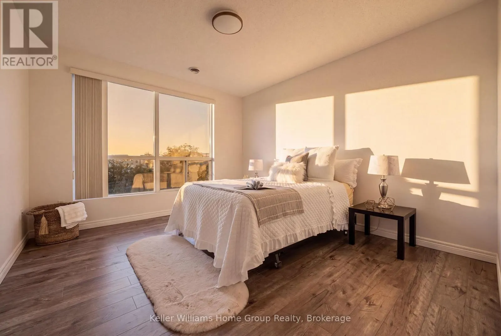 #408 - 255 KEATS WAY ##408