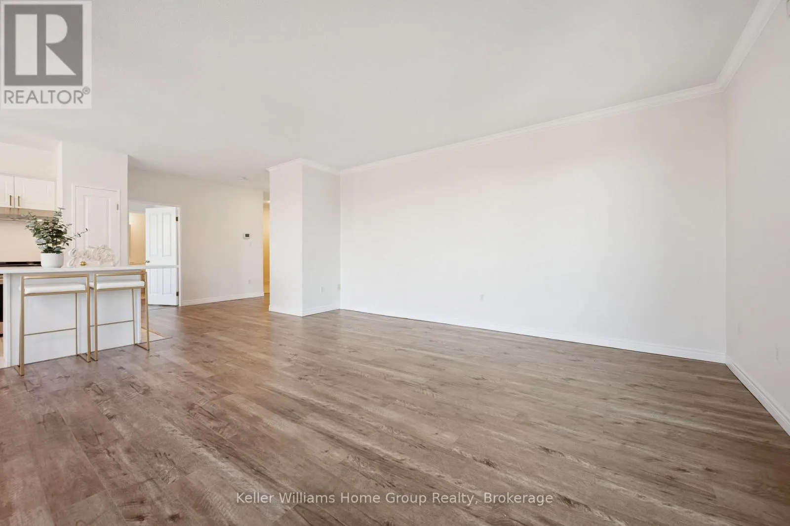 #408 - 255 KEATS WAY ##408