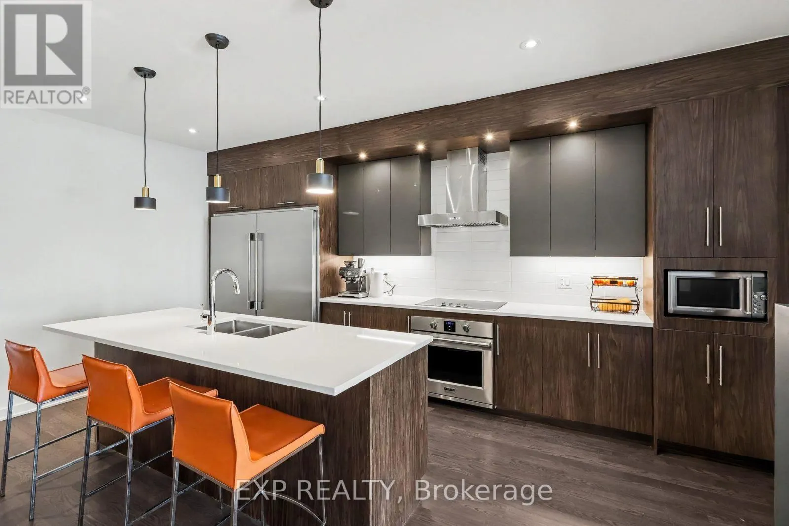 216 PISCES TERRACE