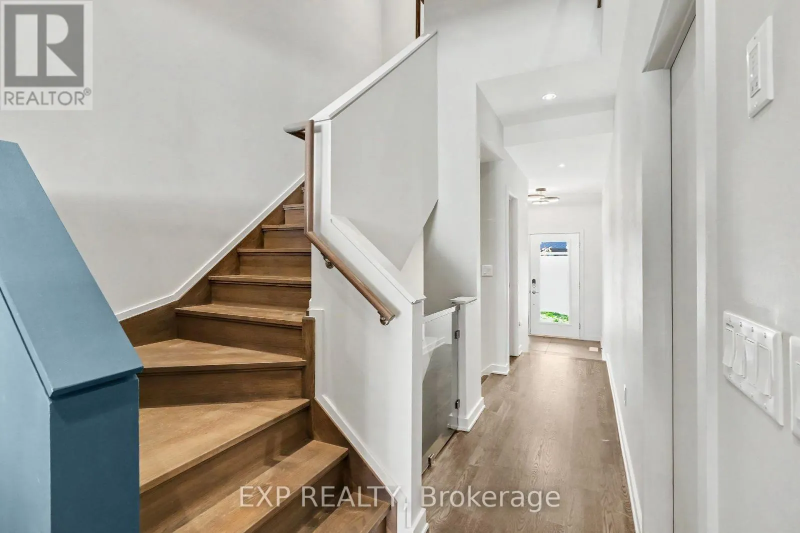 216 PISCES TERRACE