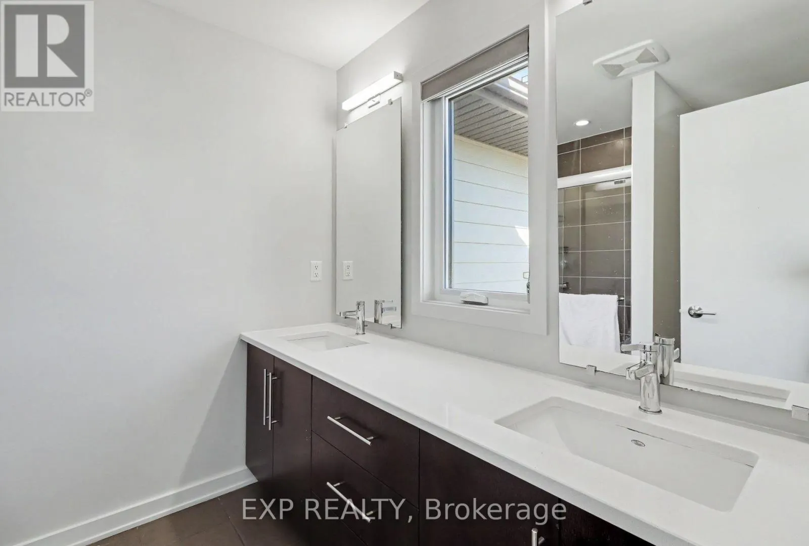 216 PISCES TERRACE