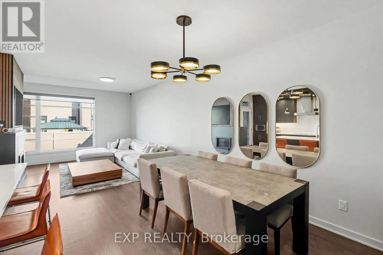 216 PISCES TERRACE