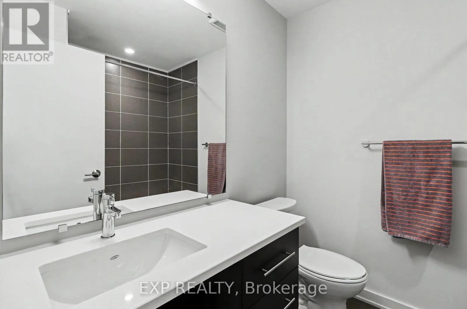 216 PISCES TERRACE
