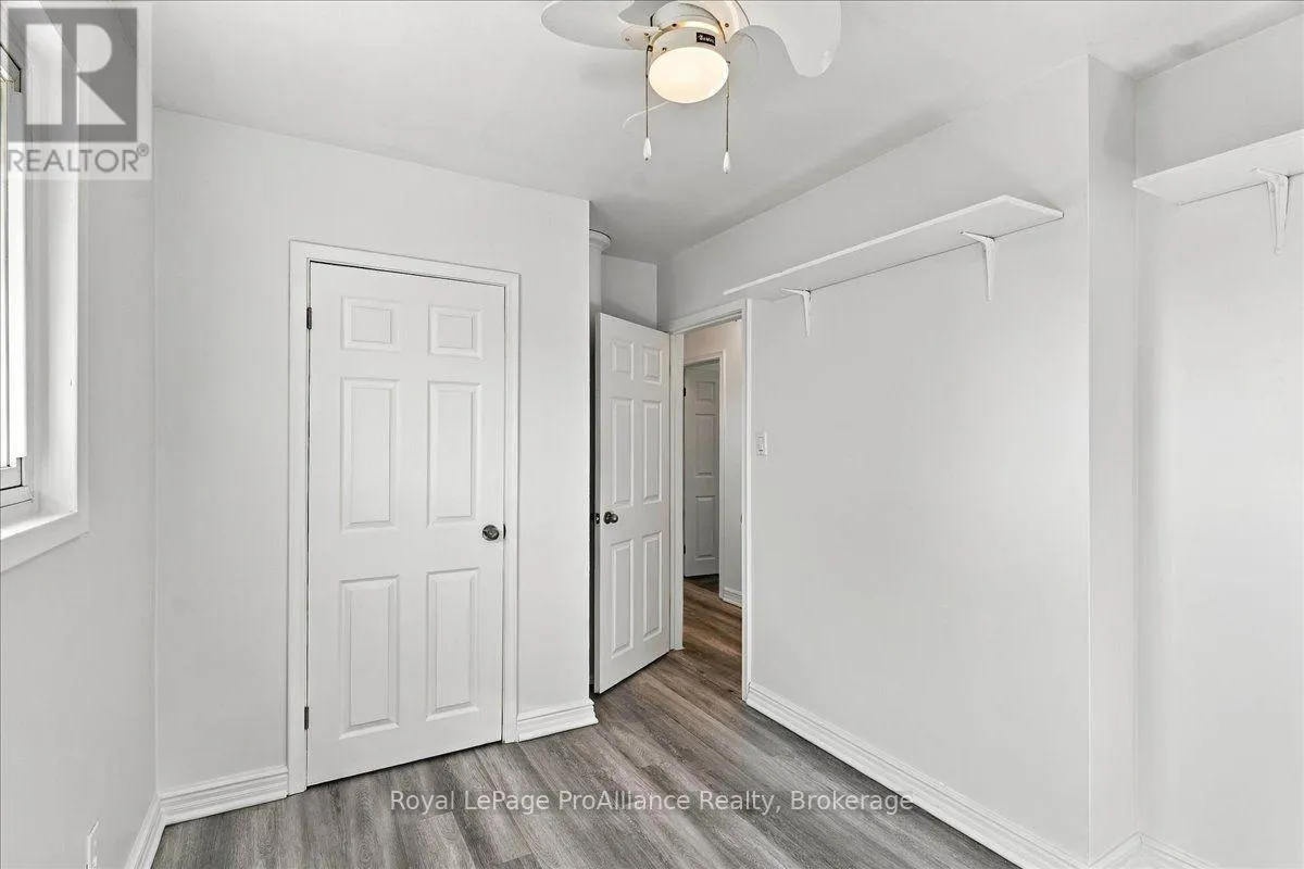 29 BARRY ROAD