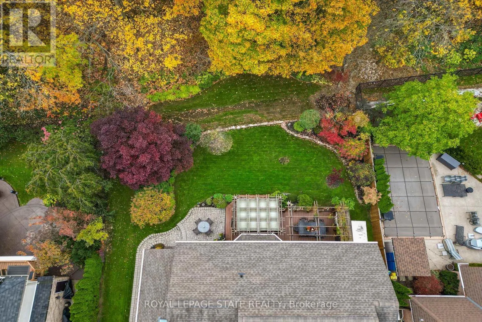 112 DORCHESTER DRIVE