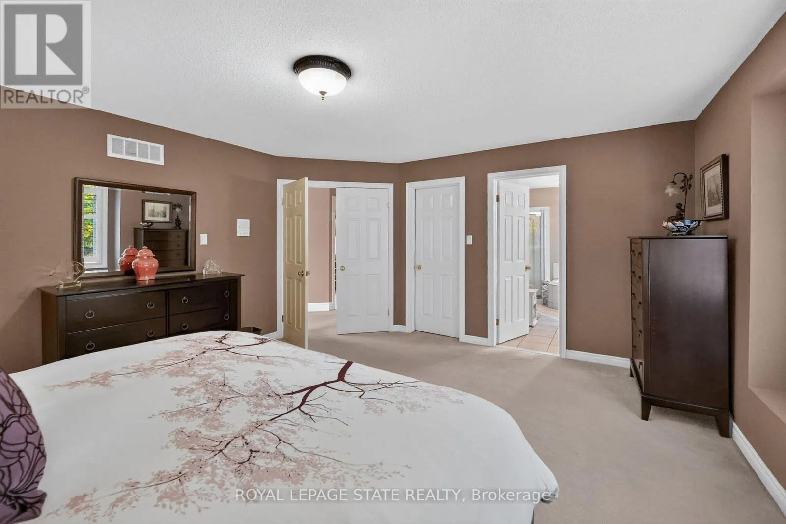 112 DORCHESTER DRIVE