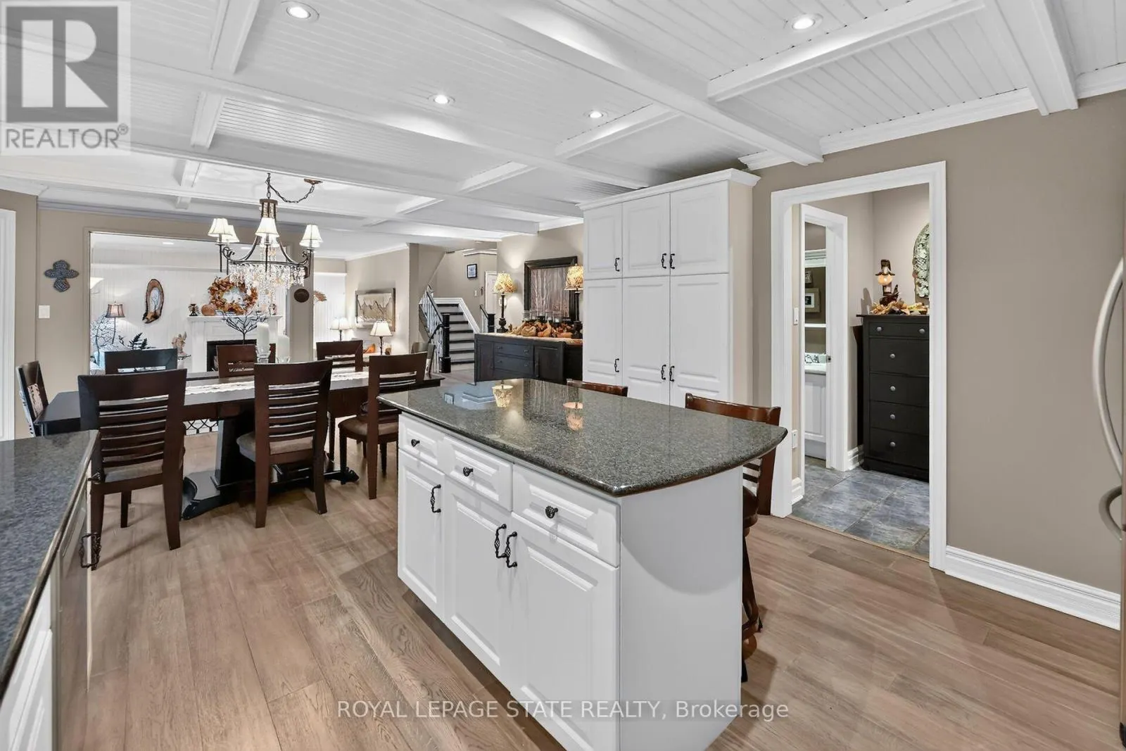 112 DORCHESTER DRIVE