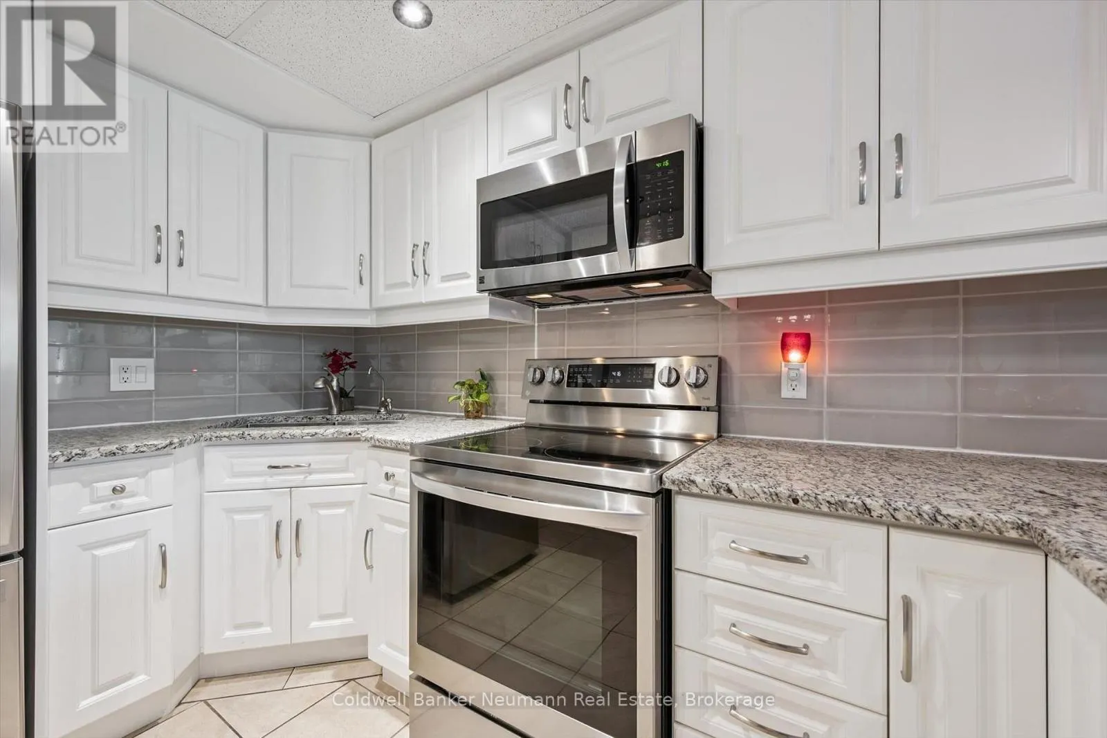 314 - 105 BAGOT STREET #314