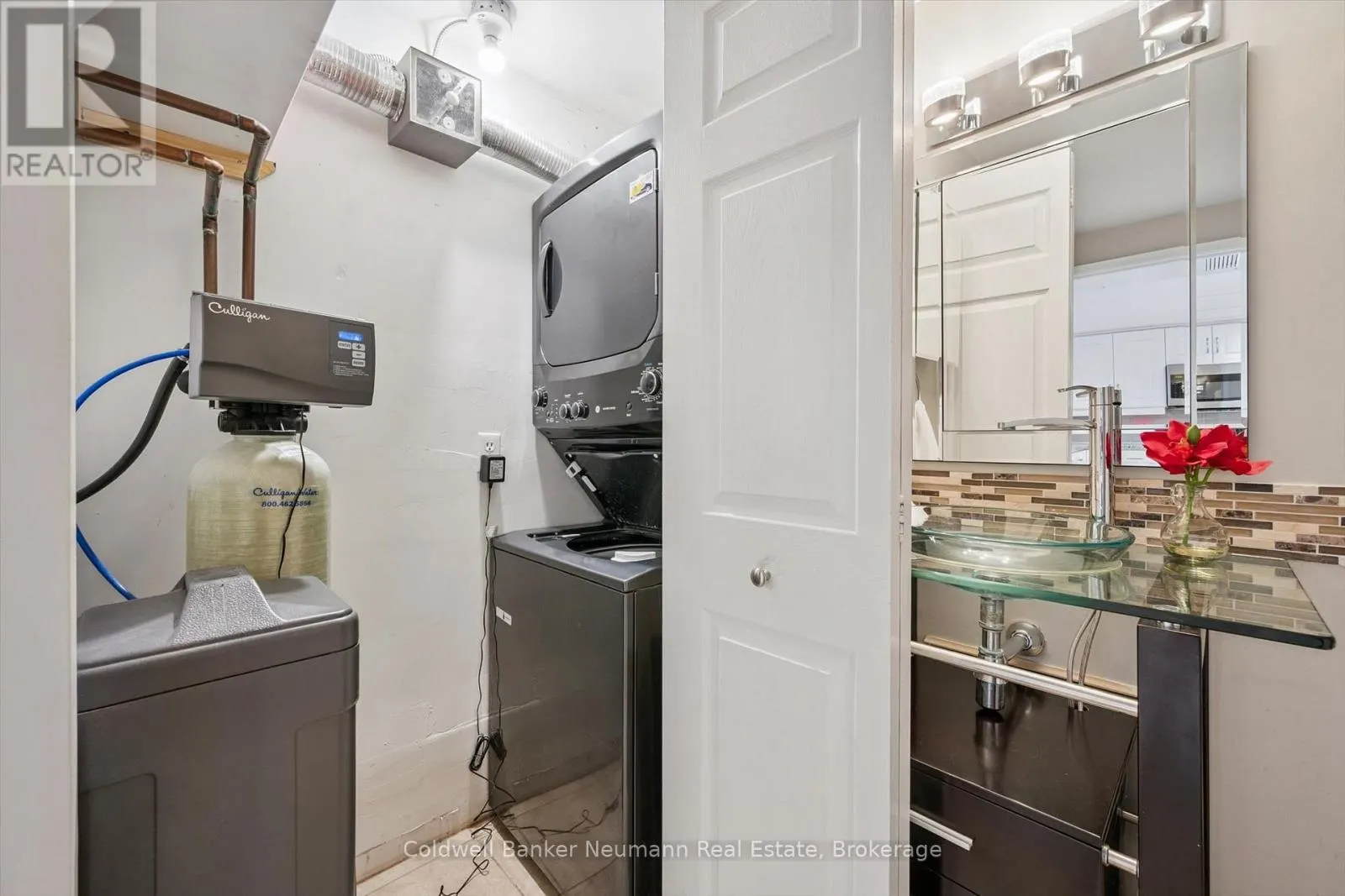 314 - 105 BAGOT STREET #314