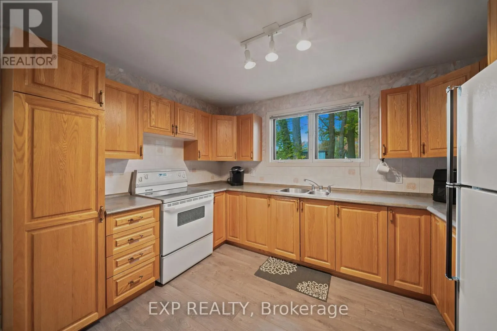 46 AVONLEA ROAD